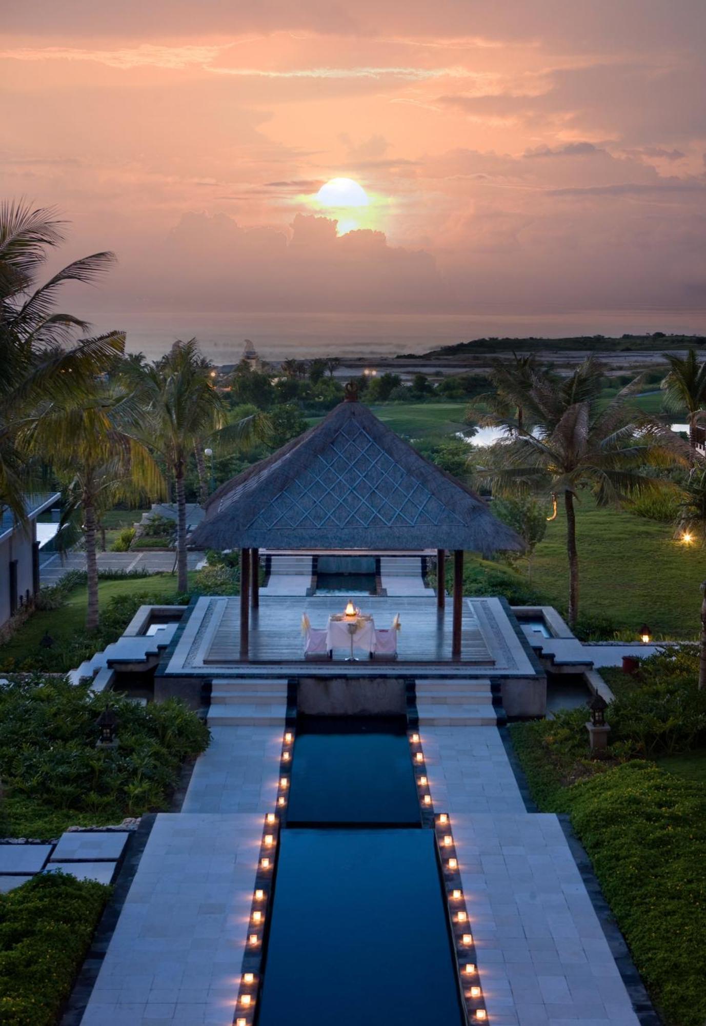 New Kuta Hotel By Lorin أُلُواتو المظهر الخارجي الصورة