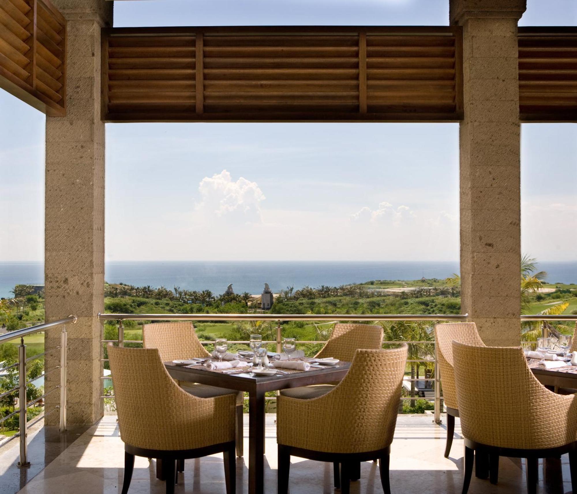 New Kuta Hotel By Lorin أُلُواتو المظهر الخارجي الصورة